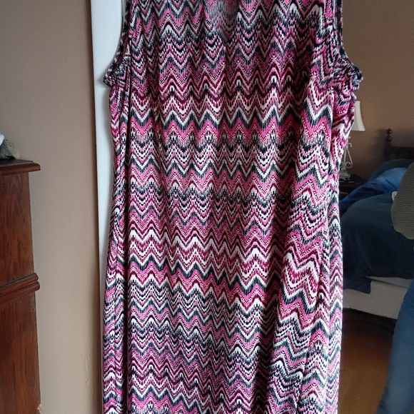 Tacera 1X Pink Black White Chevron Sleeveless Dress Keyhole Neck Metallic Accent - Picture 3 of 10